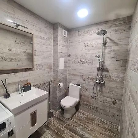 Fully Furnished Apartment-b7 Варна